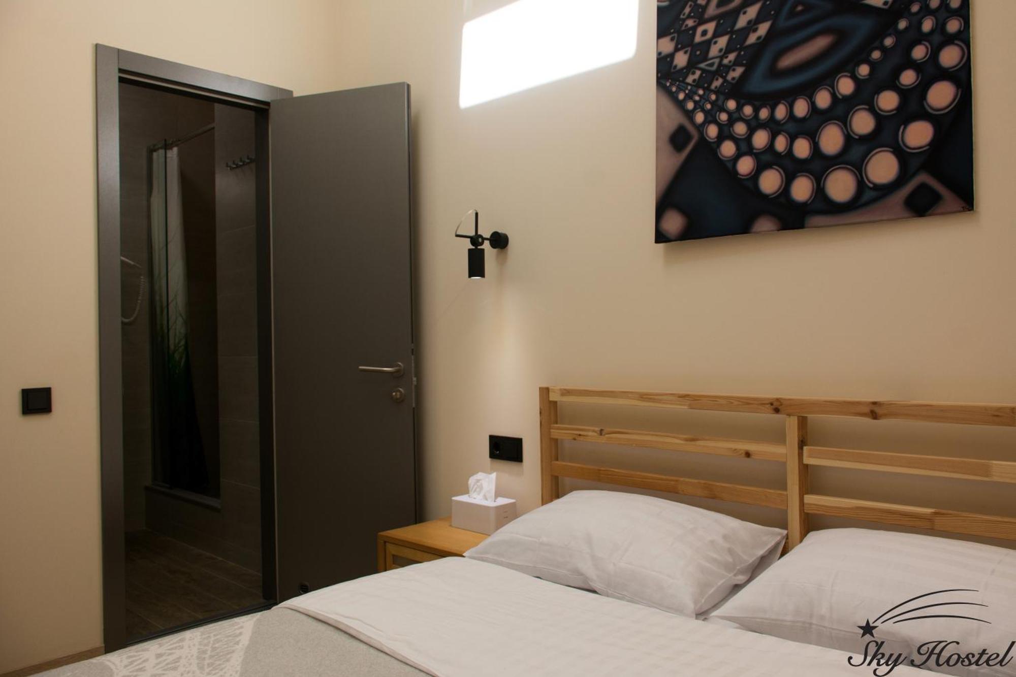 Sky Hostel Kiev Exterior foto